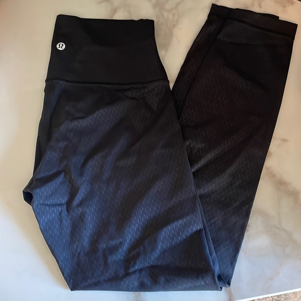 Lululemon black leggings